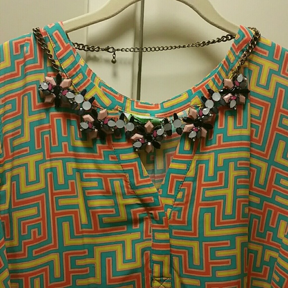 SOLD Floral necklace - Picture 6 of 6